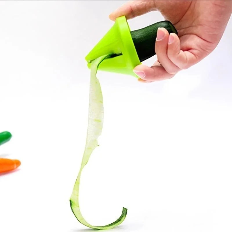 HomeTaste – Manual Rotating Vegetable Shredder