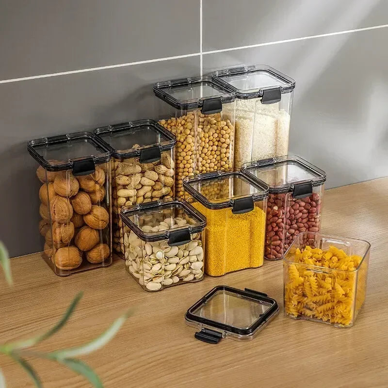 HomeTaste – Stackable Food Storage Containers