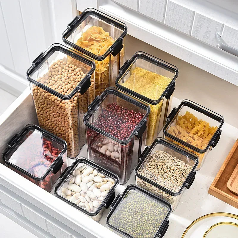 HomeTaste – Stackable Food Storage Containers