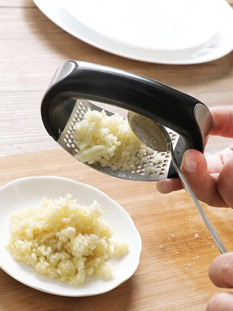 Stainless Steel Garlic Press – Manual Mincer & Kitchen Chopper Tool