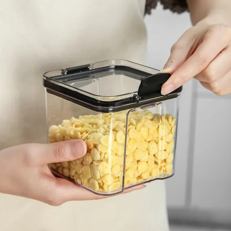HomeTaste – Stackable Food Storage Containers