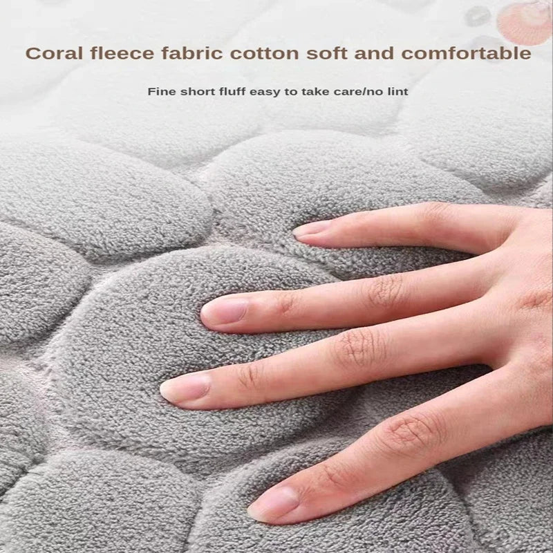 HomeTaste – 3D Non-Slip Bathroom Mat